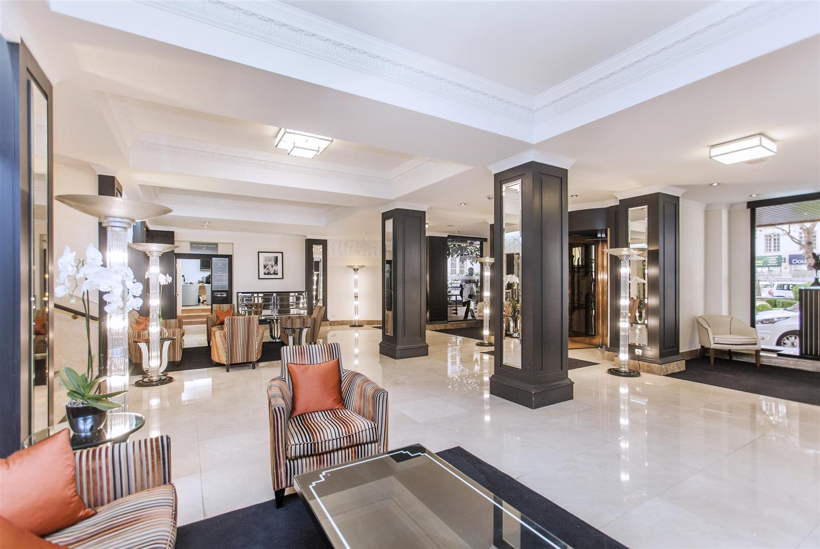 Flat Fulham Road in Greater London
