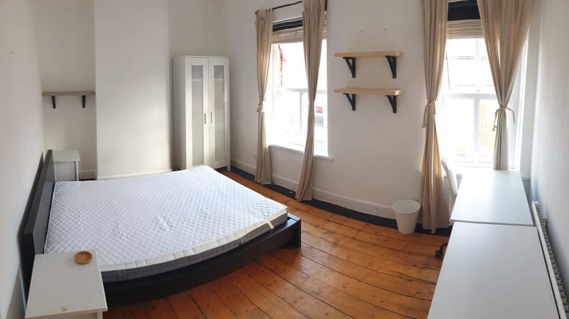 Room Talygarn Street in Cardiff