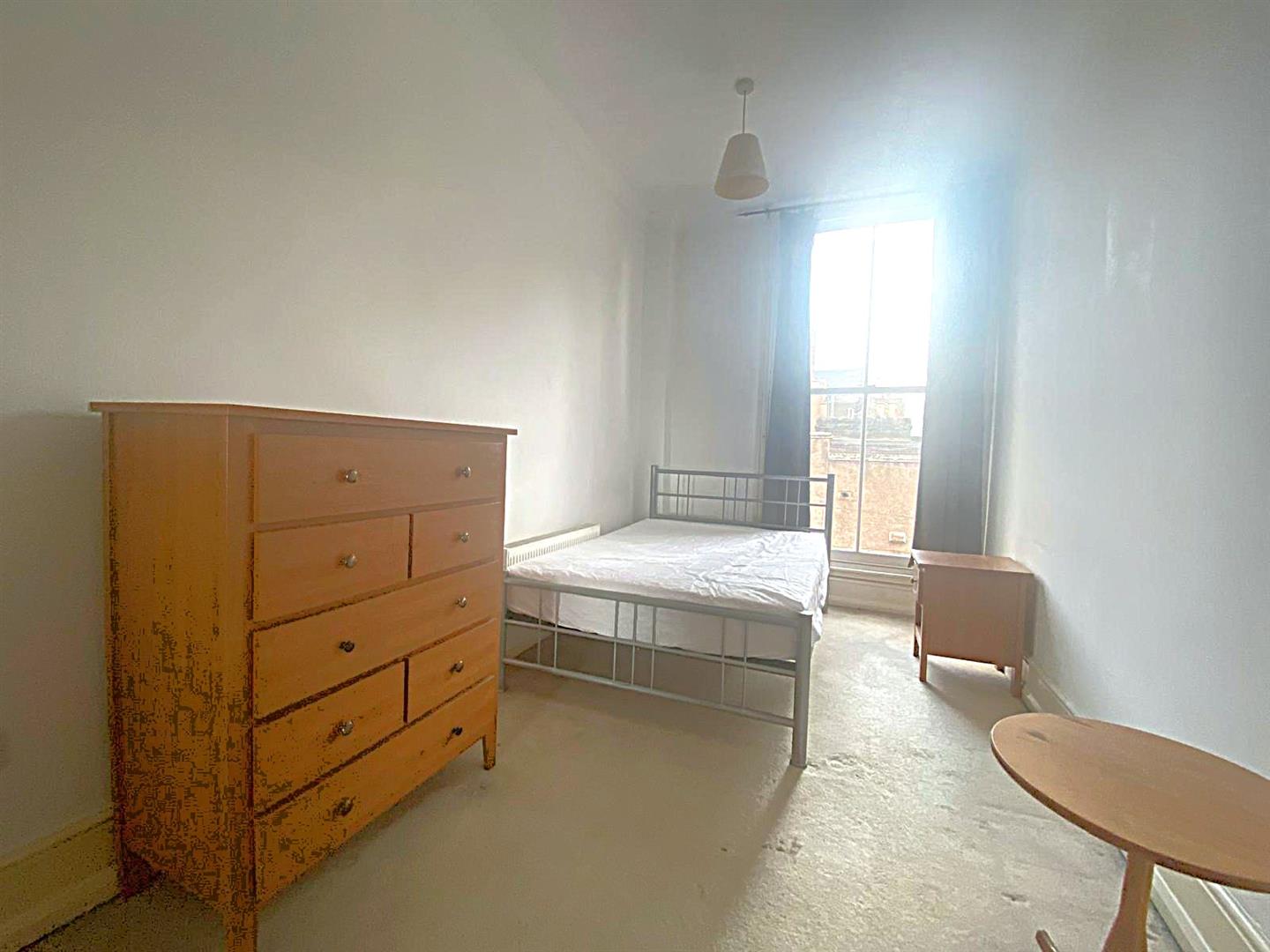 Flat Barking Road in Greater London