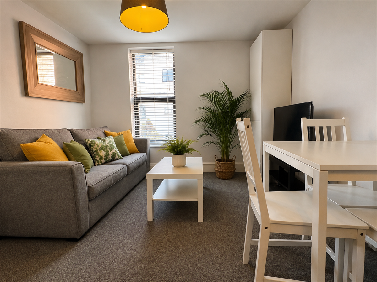 Flat Millicent Road in West Bridgford