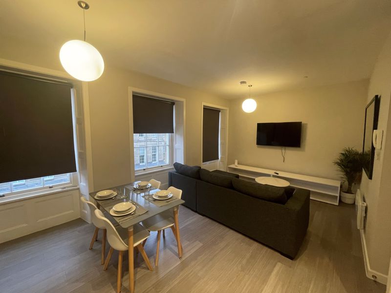 Flat Grainger Street in Newcastle upon Tyne