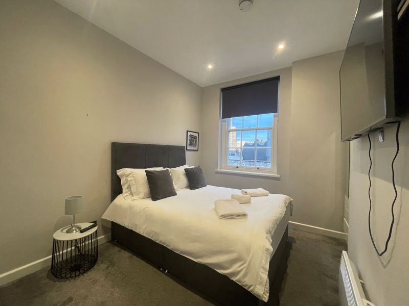 Flat Grainger Street in Newcastle upon Tyne