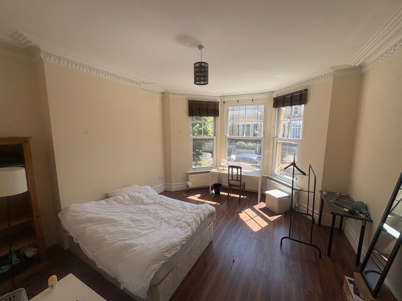 Room Thistlewaite Road in Greater London