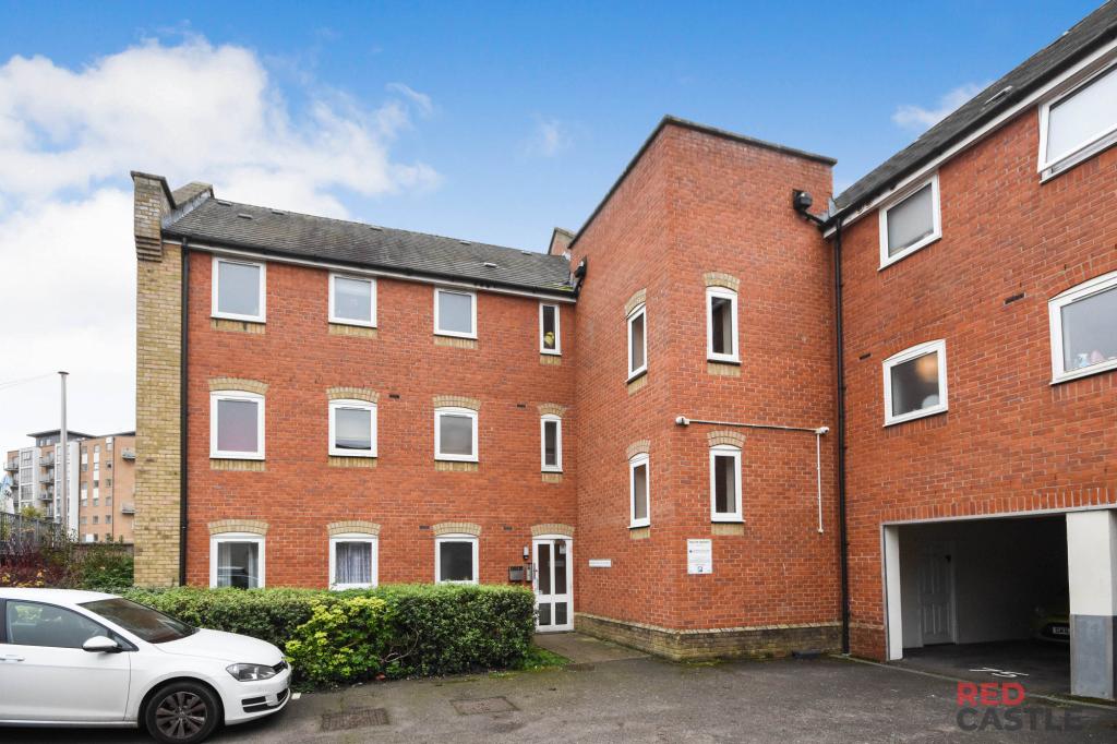 Flat Meachen Road in Colchester