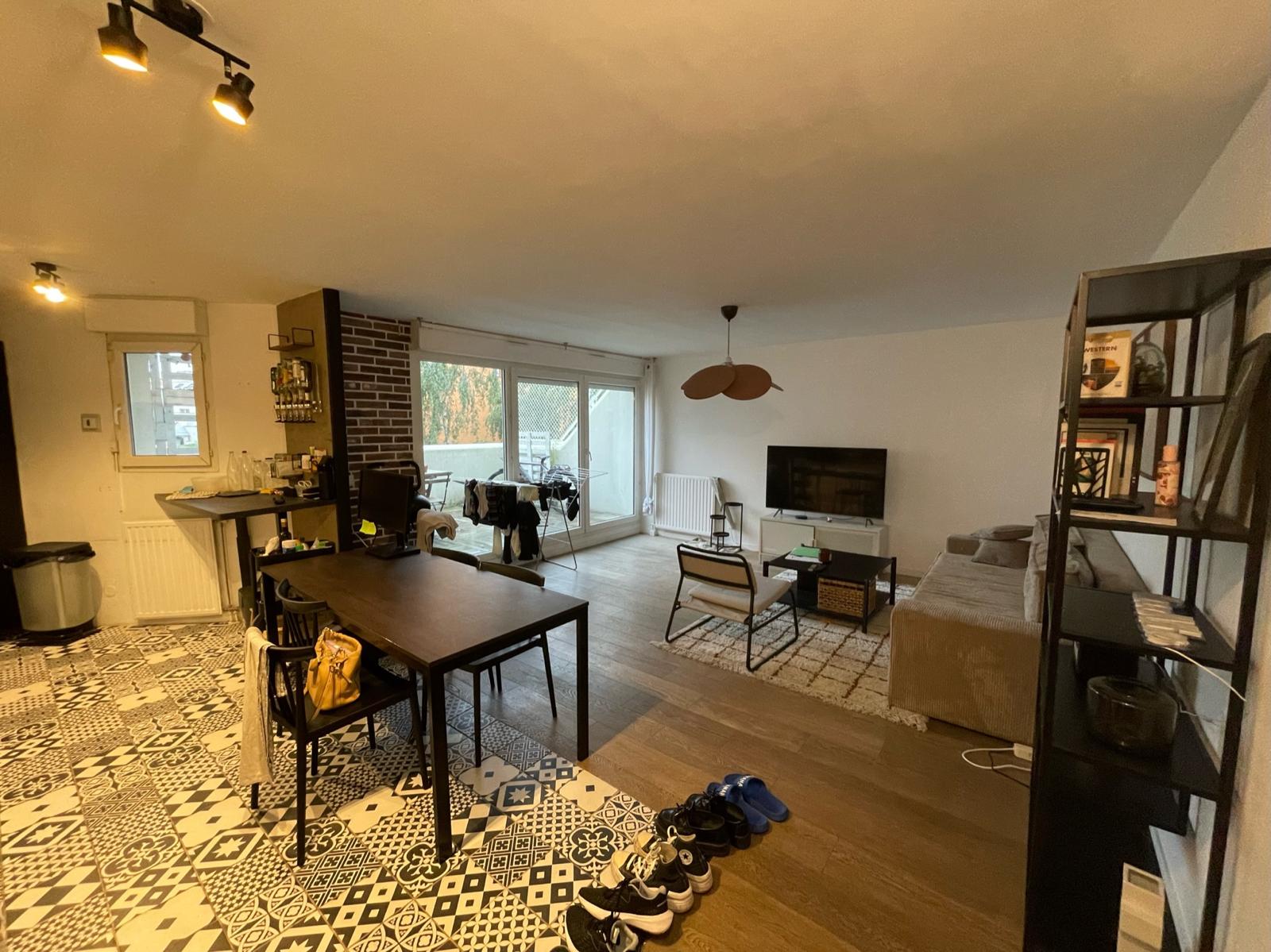 Room Rue de la Victoire in Drancy