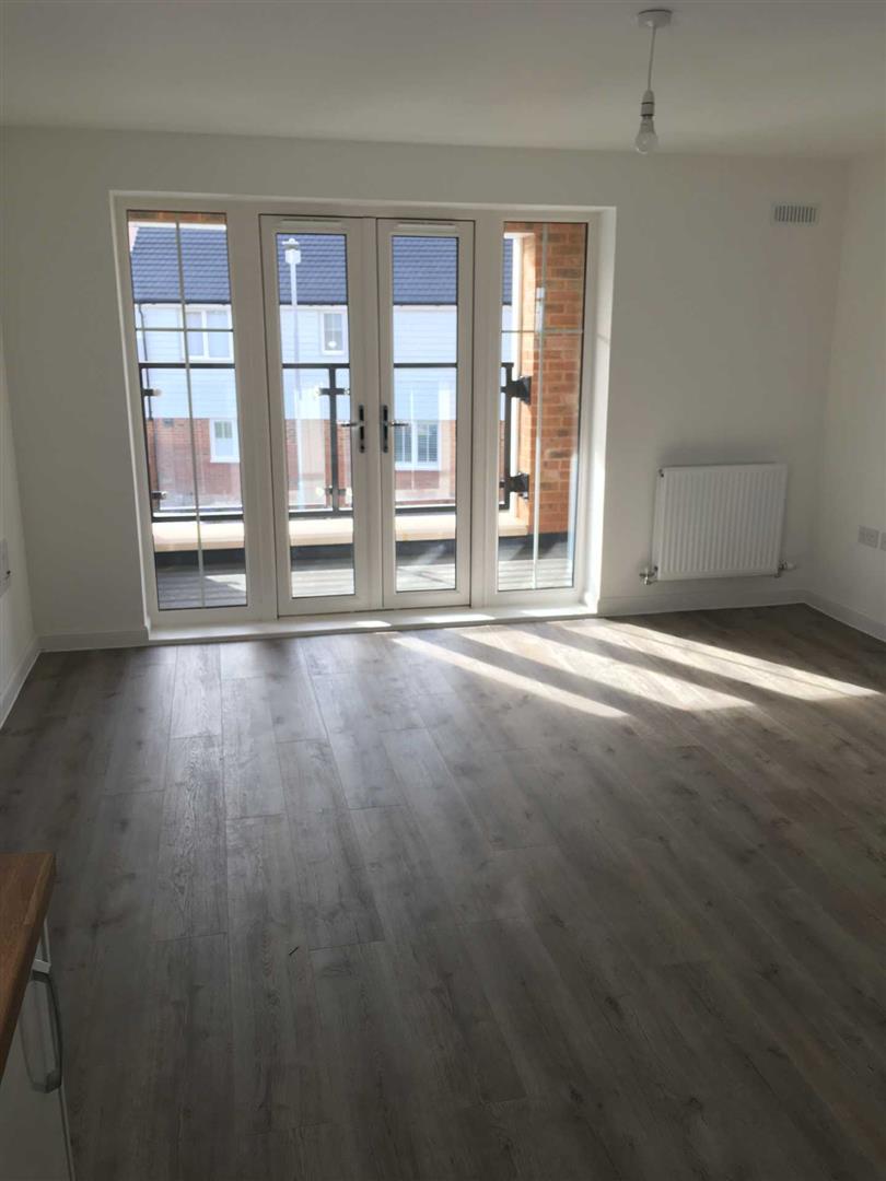 Flat Castle View in Folkestone and Hythe District