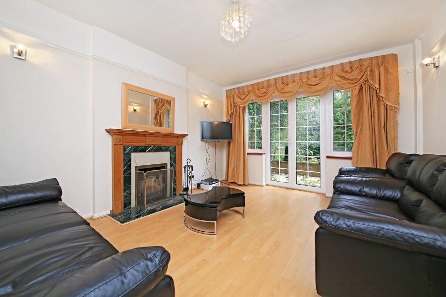 House Rofant Road in Greater London