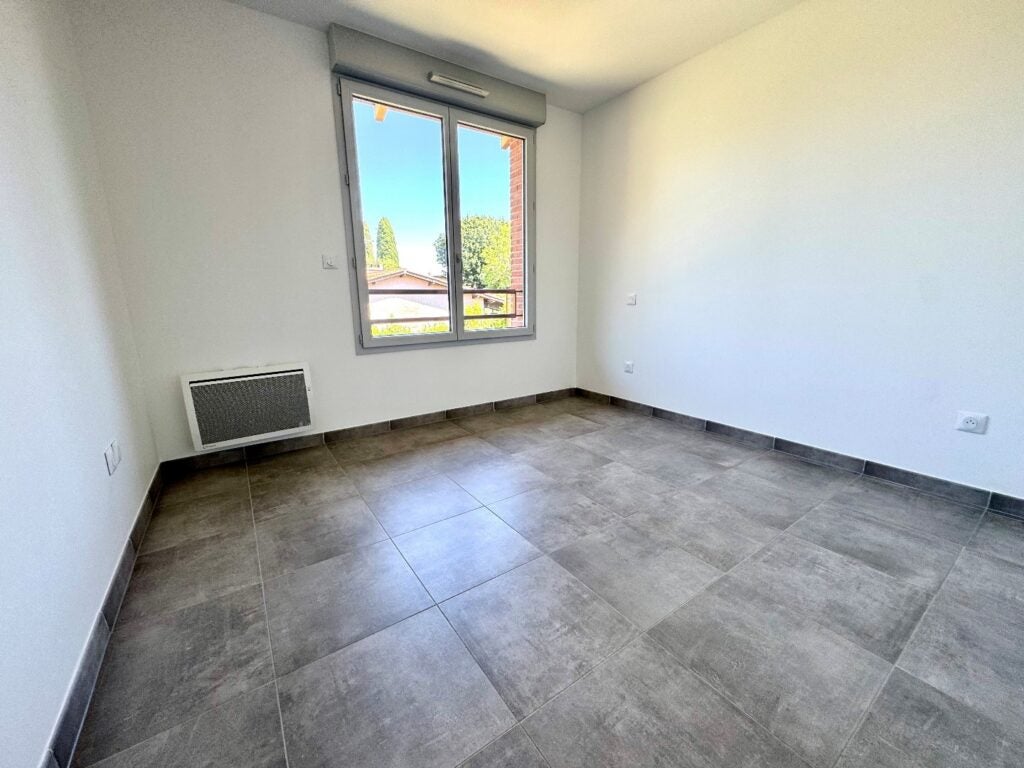 Flat Rue Rosa Parks in Aussonne