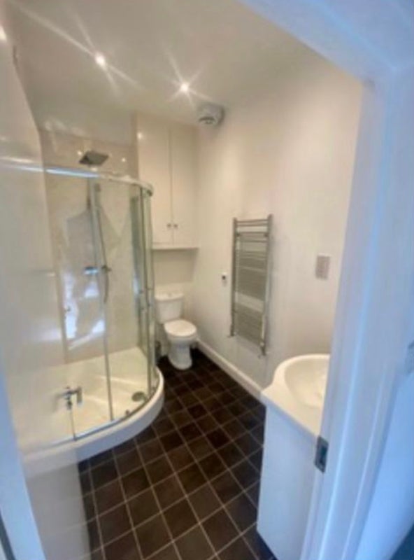 Room Culverden Road in Greater London
