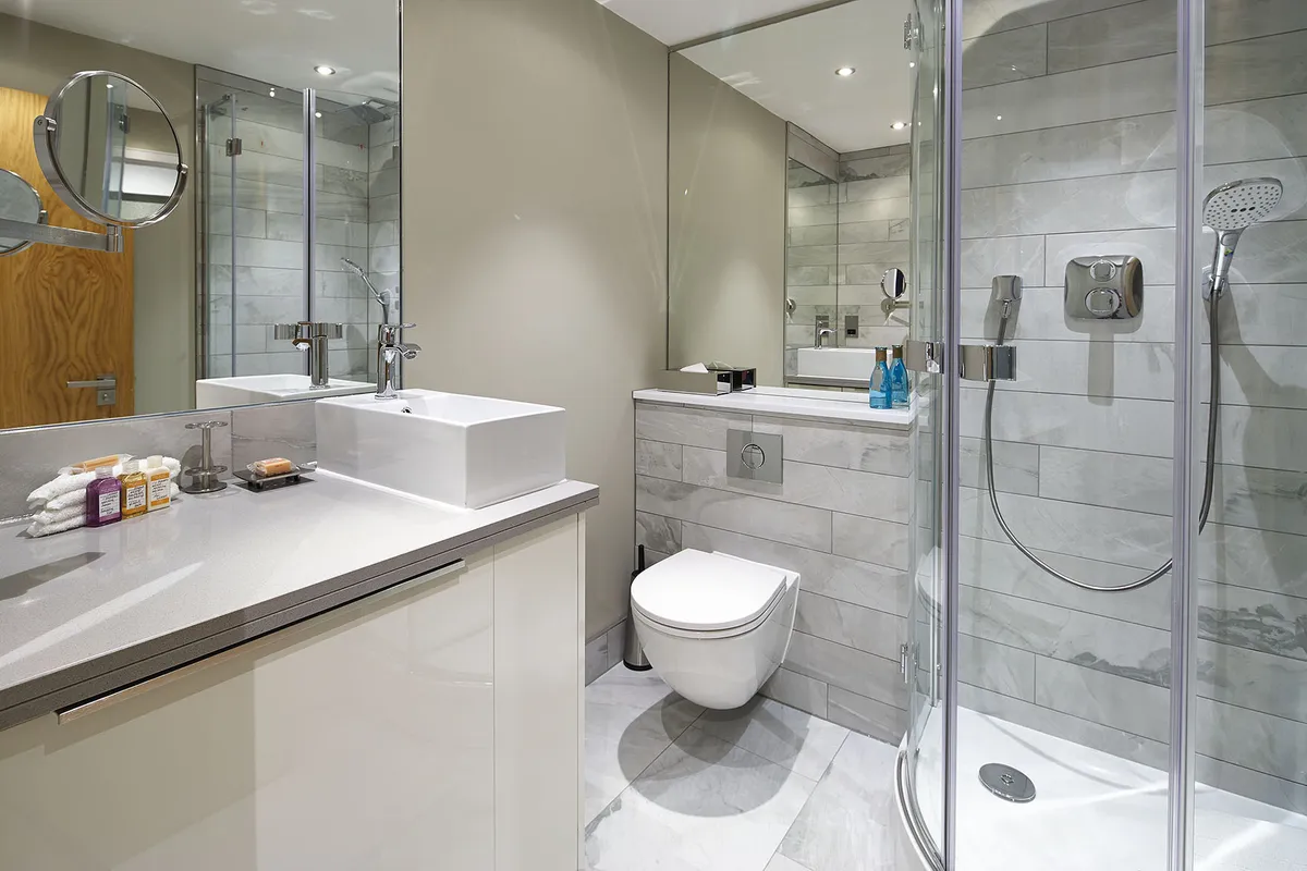 Flat Brompton Road in Greater London