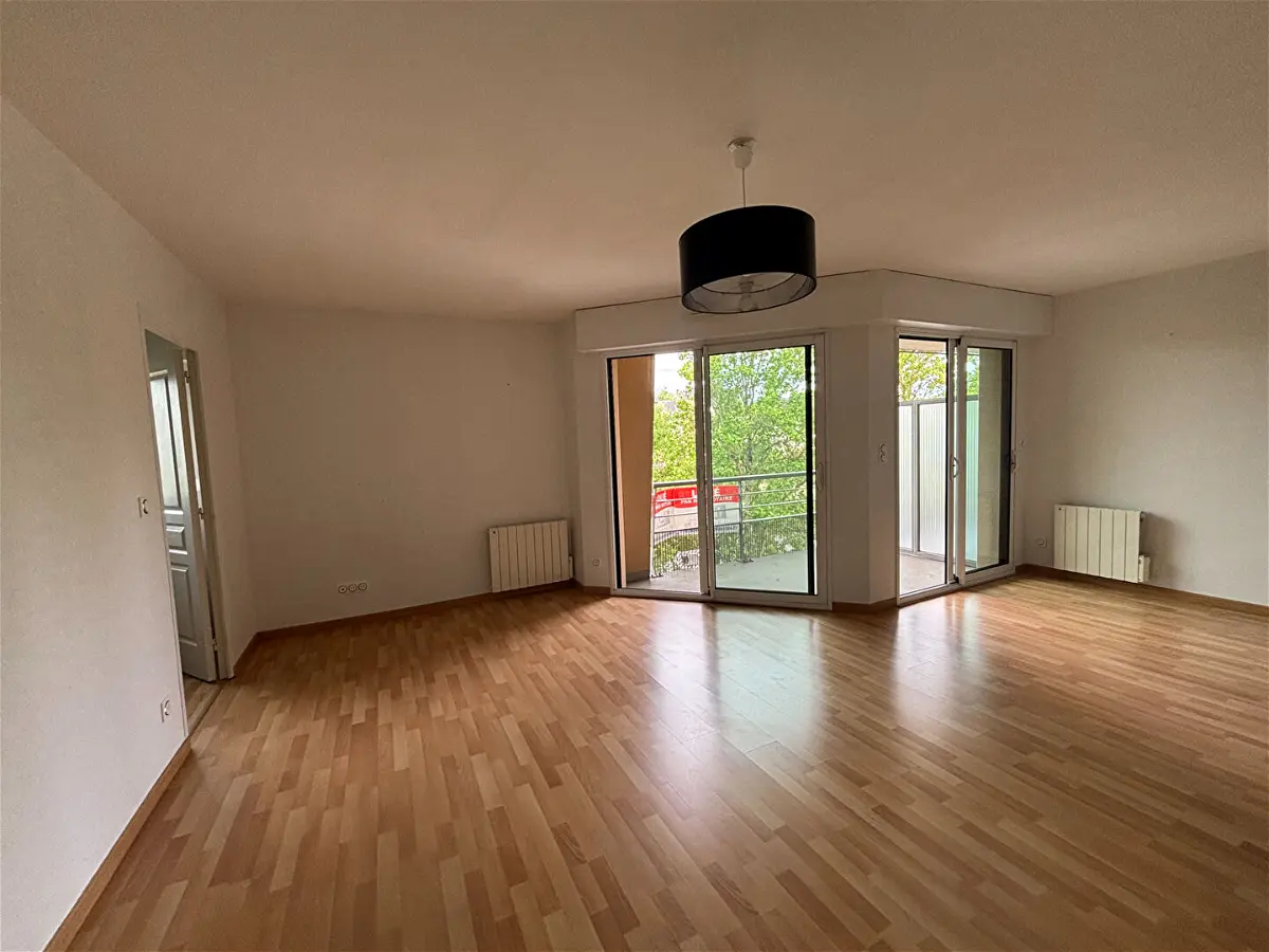 Flat Rue du Vieux Saint-Louis in Laval