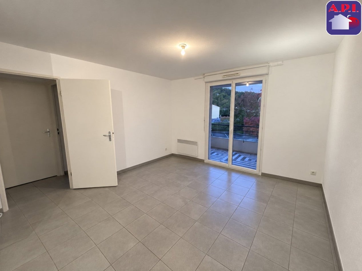 Flat Avenue René Plaisant in Saint-Girons