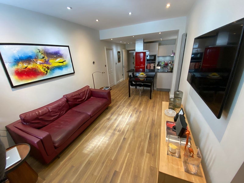 Room Holland Road in Greater London