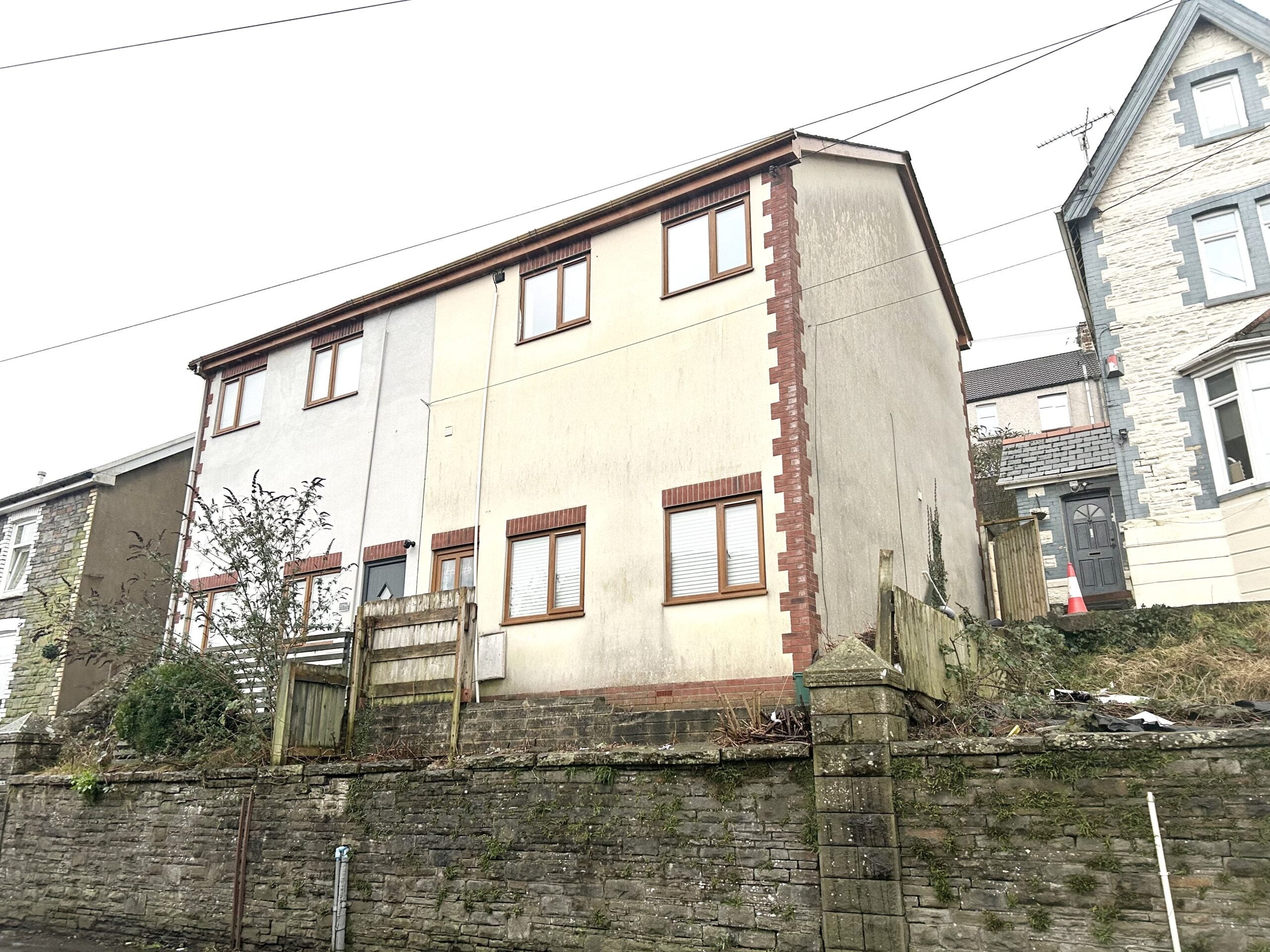 Flat Wood Road in Pontypridd