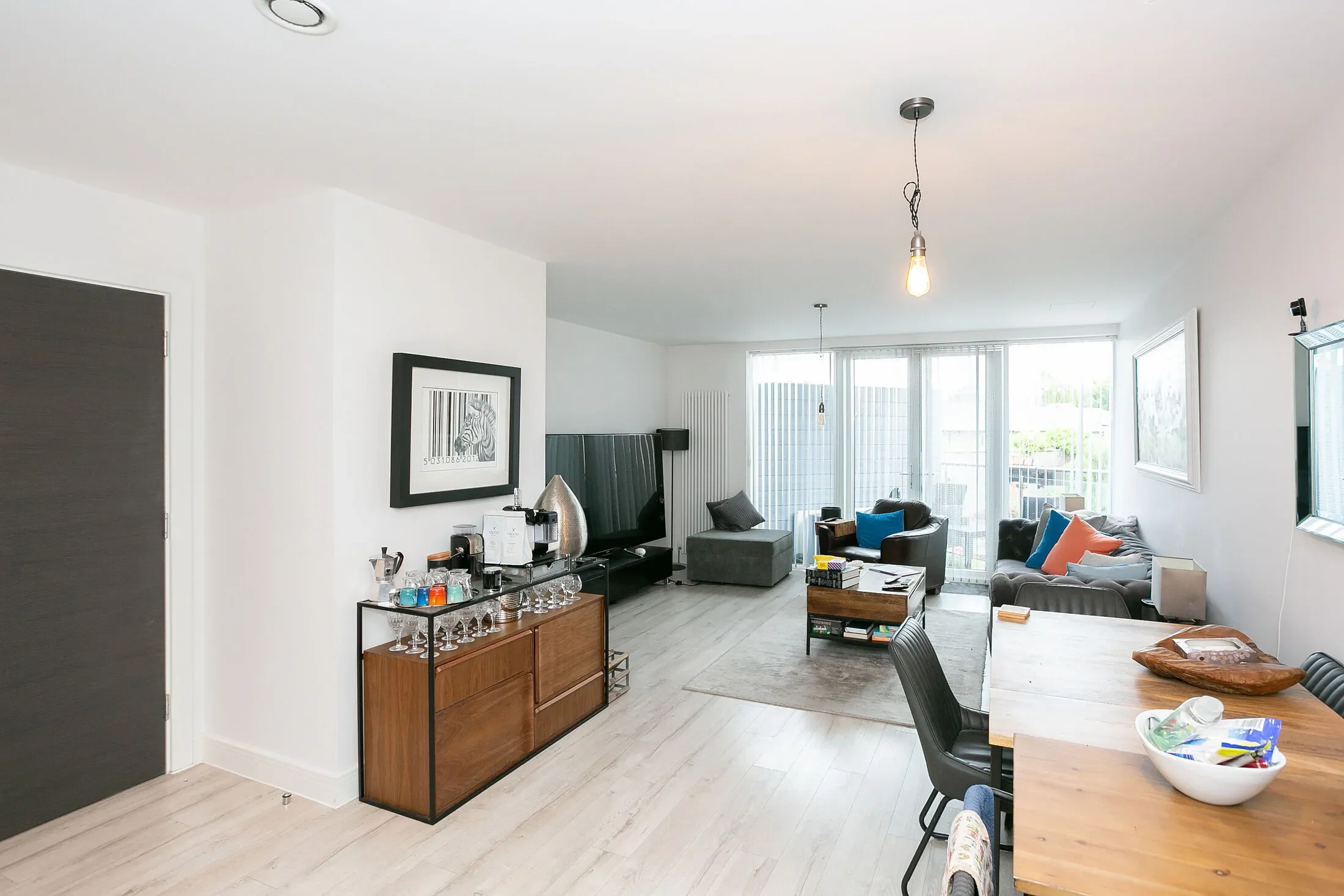 Flat Leavesden Road in Watford
