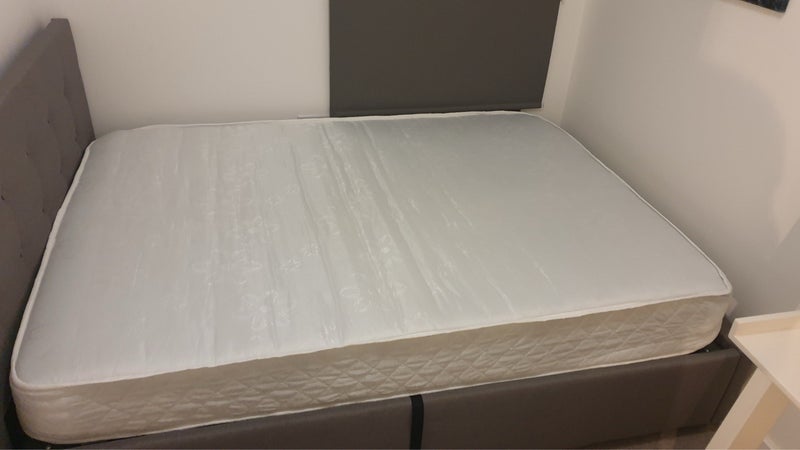 Room Mahindra Way in Greater London