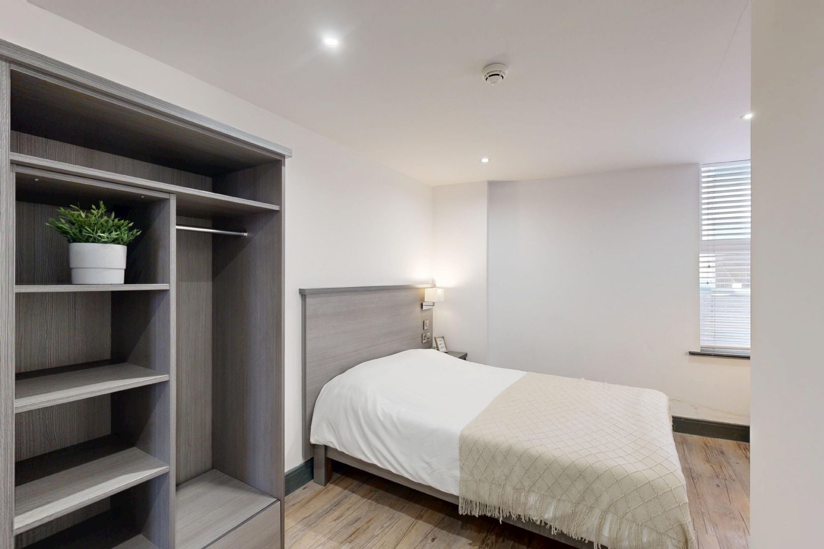 Room Hounds Gate in Nottingham