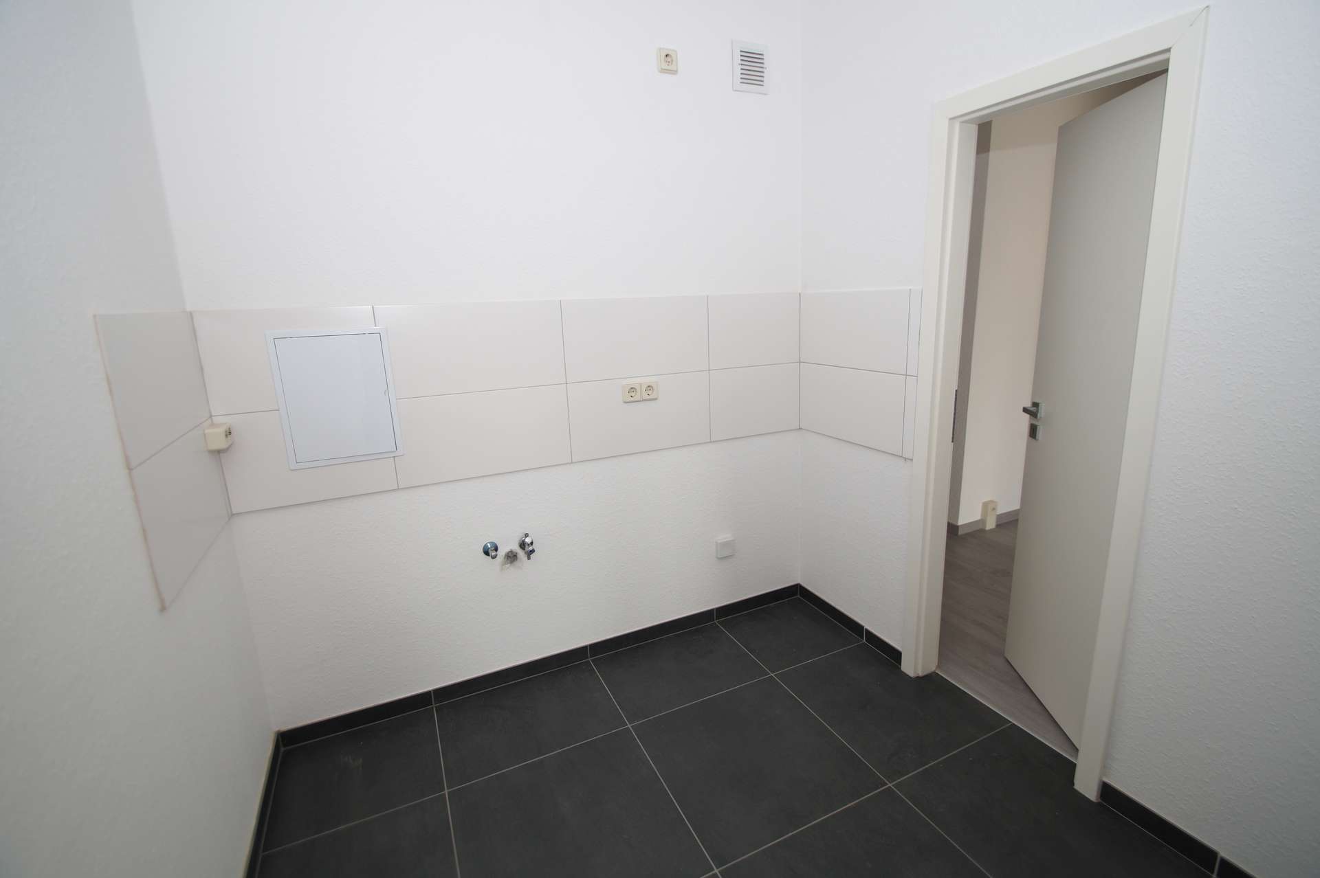 Wohnung Dequeder Straße in Magdeburg