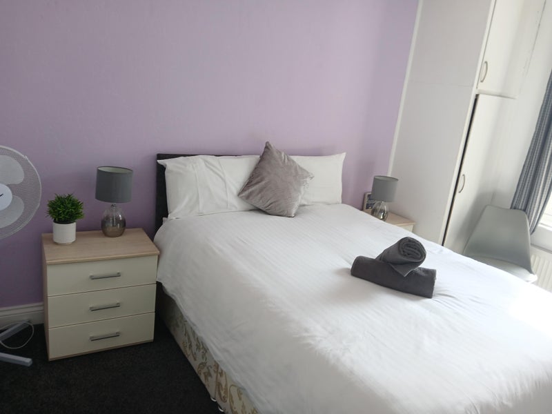 Room Hazel Street in Leicester