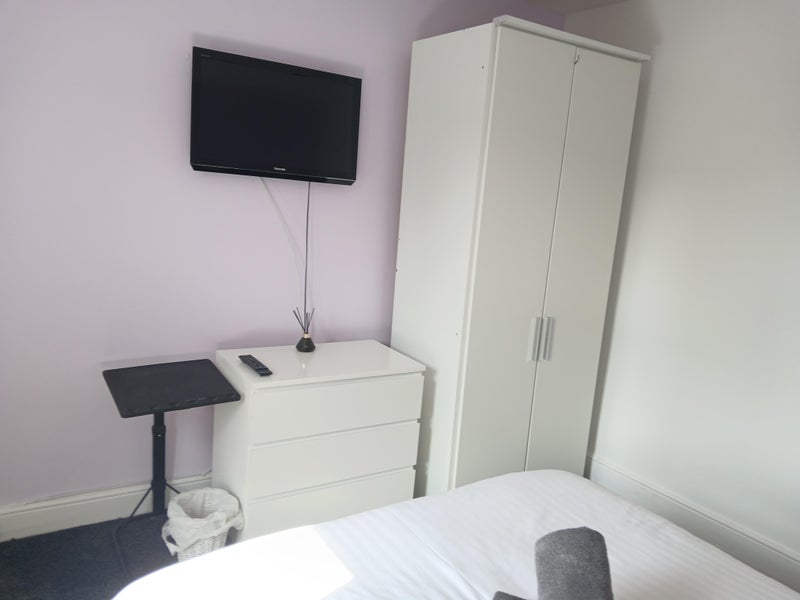 Room Hazel Street in Leicester