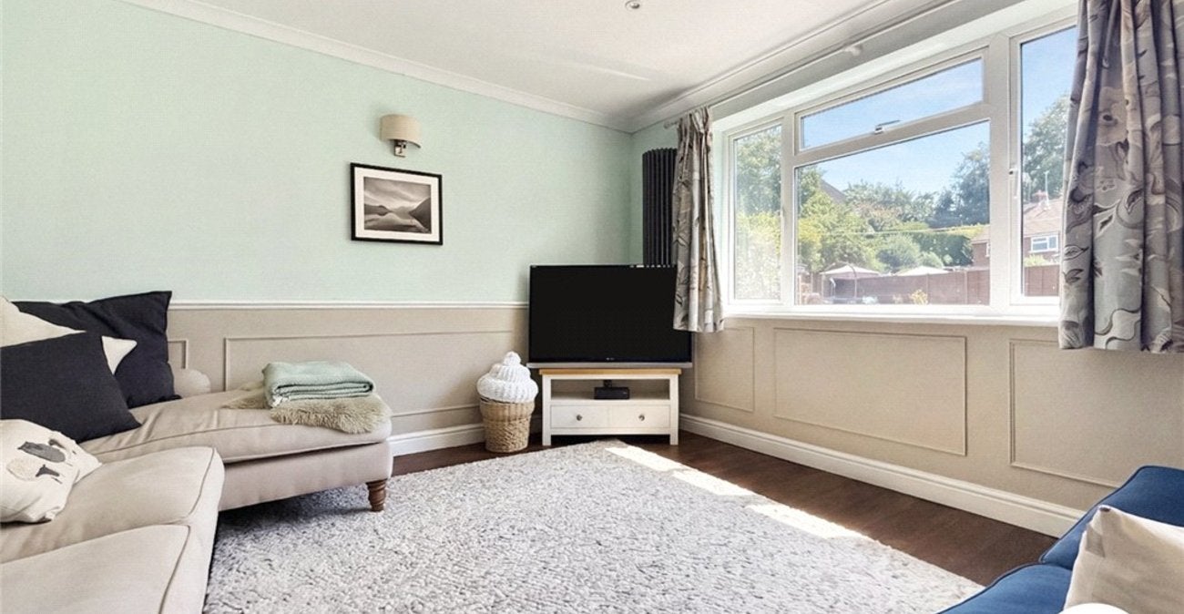 House Veryan Close in Greater London