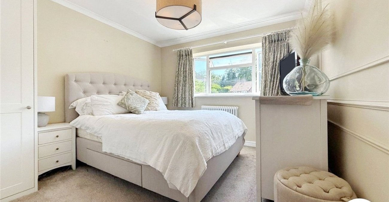 House Veryan Close in Greater London