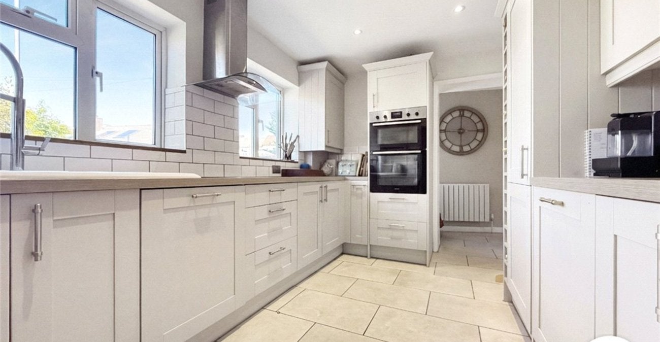 House Veryan Close in Greater London