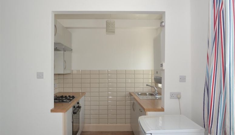 Flat Weirfield Road in Exeter
