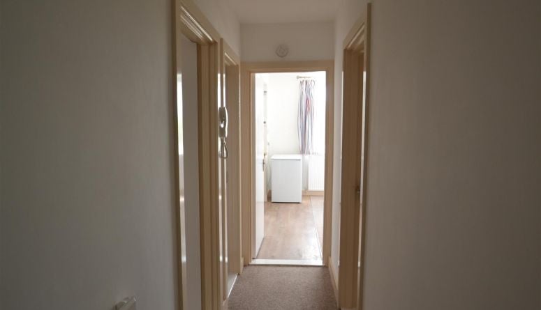 Flat Weirfield Road in Exeter
