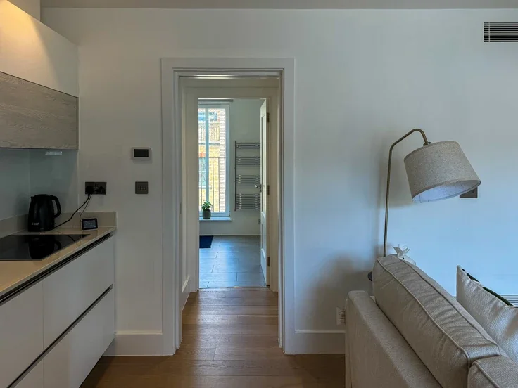 Flat St Anne's Court in City of Westminster