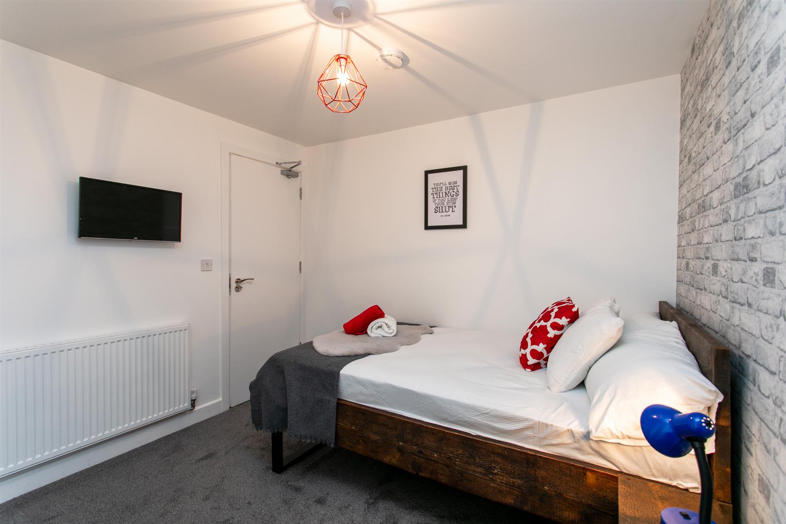 Room Hollis Road in Coventry