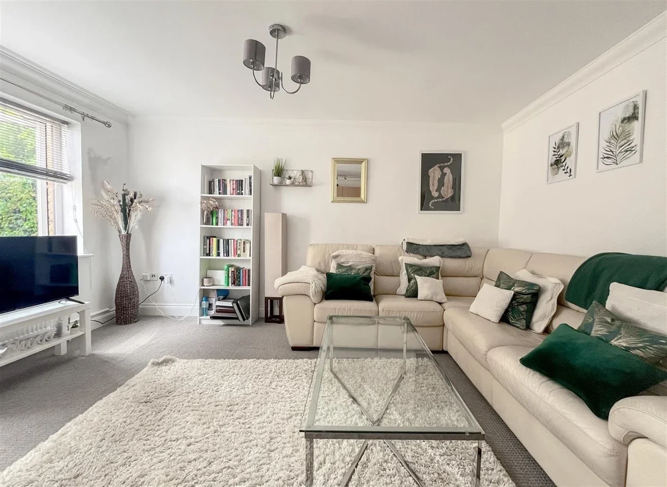 Flat Lovat Mead in St Leonards