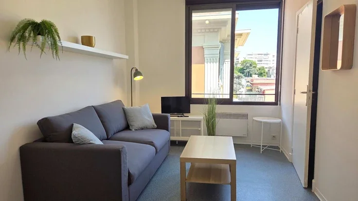 Flat Avenue Saint-Lambert in Nice