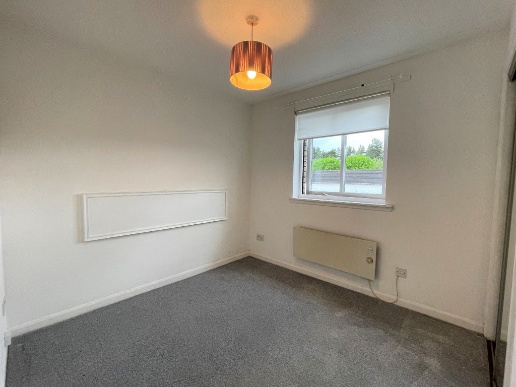 Flat Coldstream Road in Clydebank