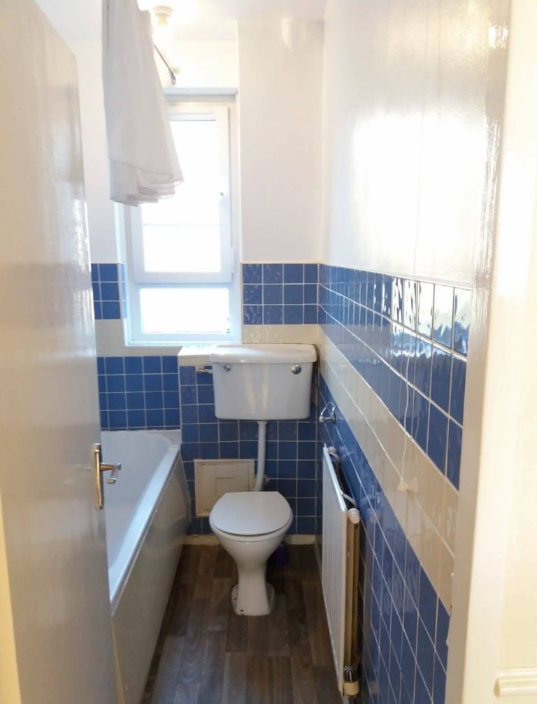 Flat Melford Road in Greater London