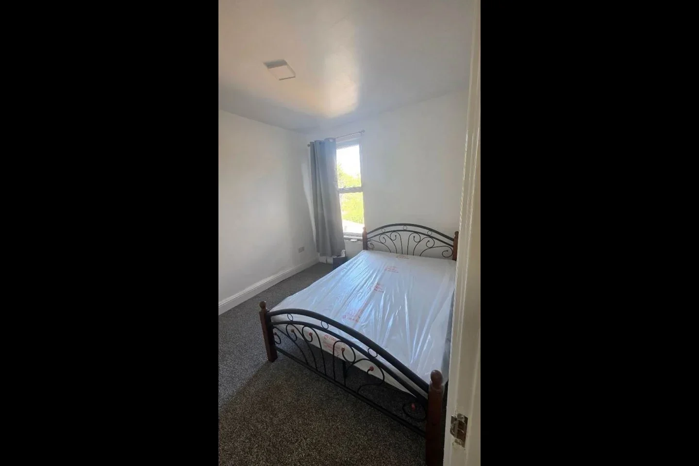 Room Belgrave Road in Greater London