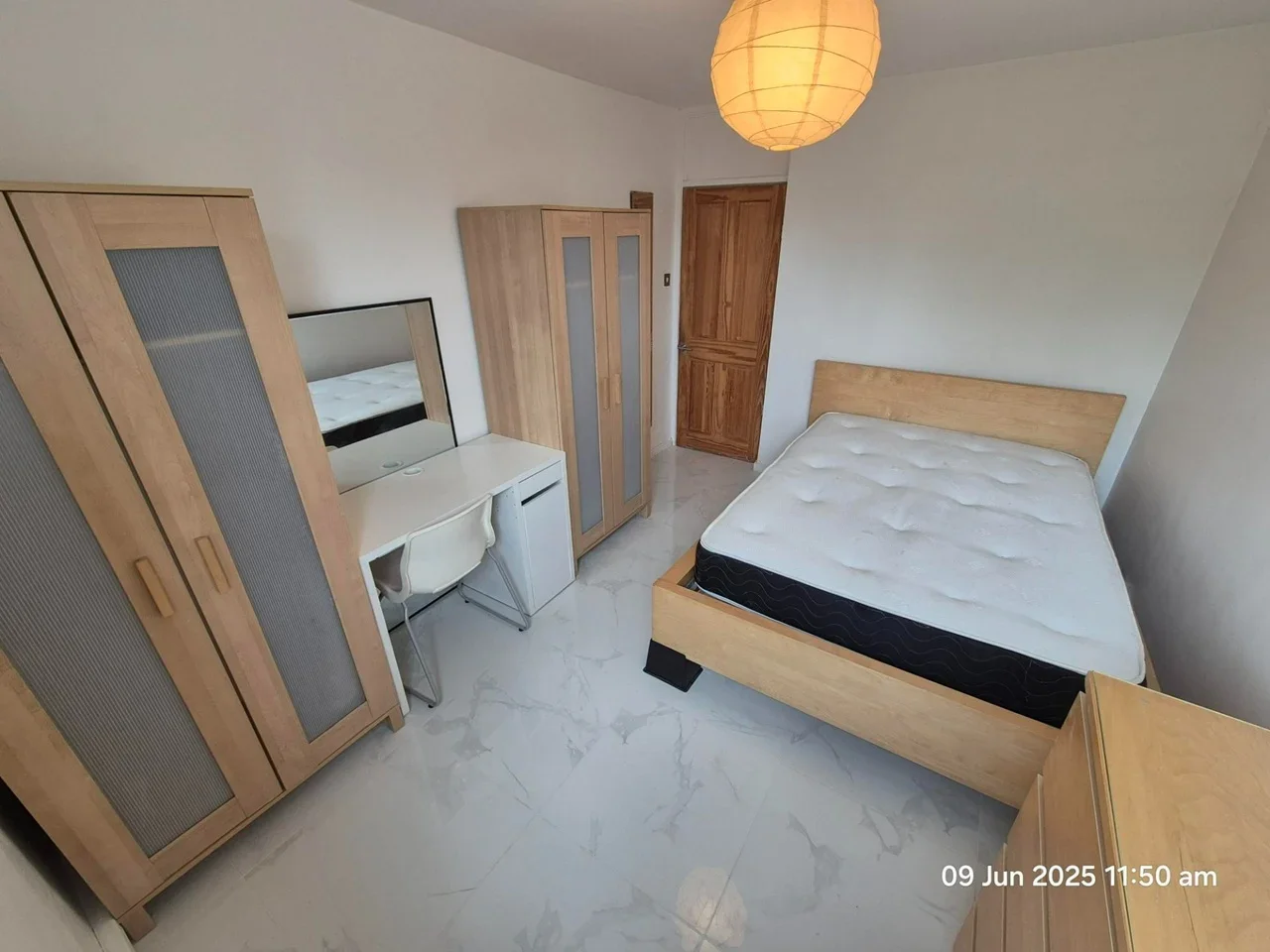 Flat Stockwell Road in Greater London
