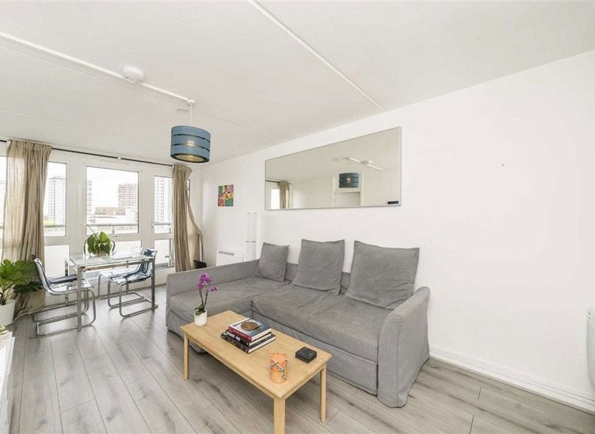 Flat Bourne Terrace in City of Westminster