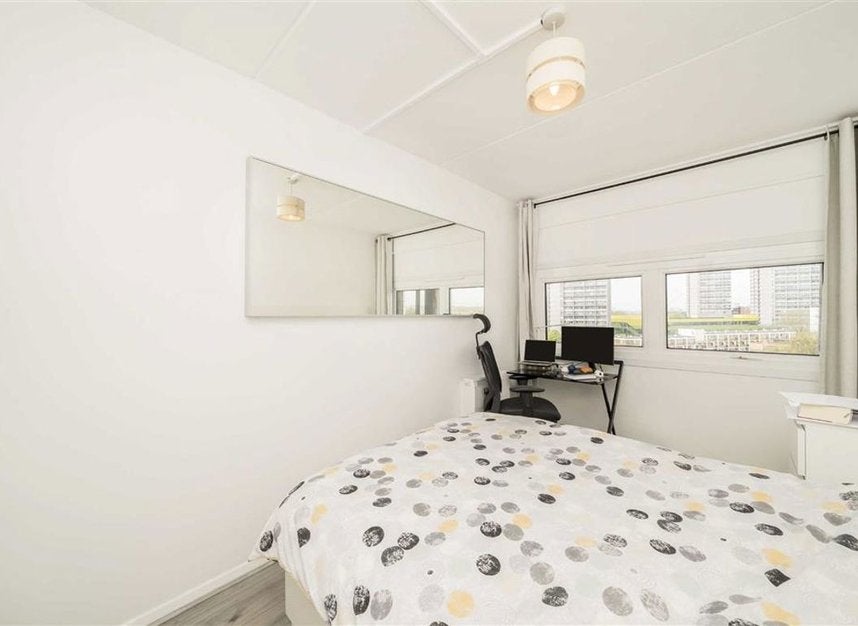 Flat Bourne Terrace in City of Westminster
