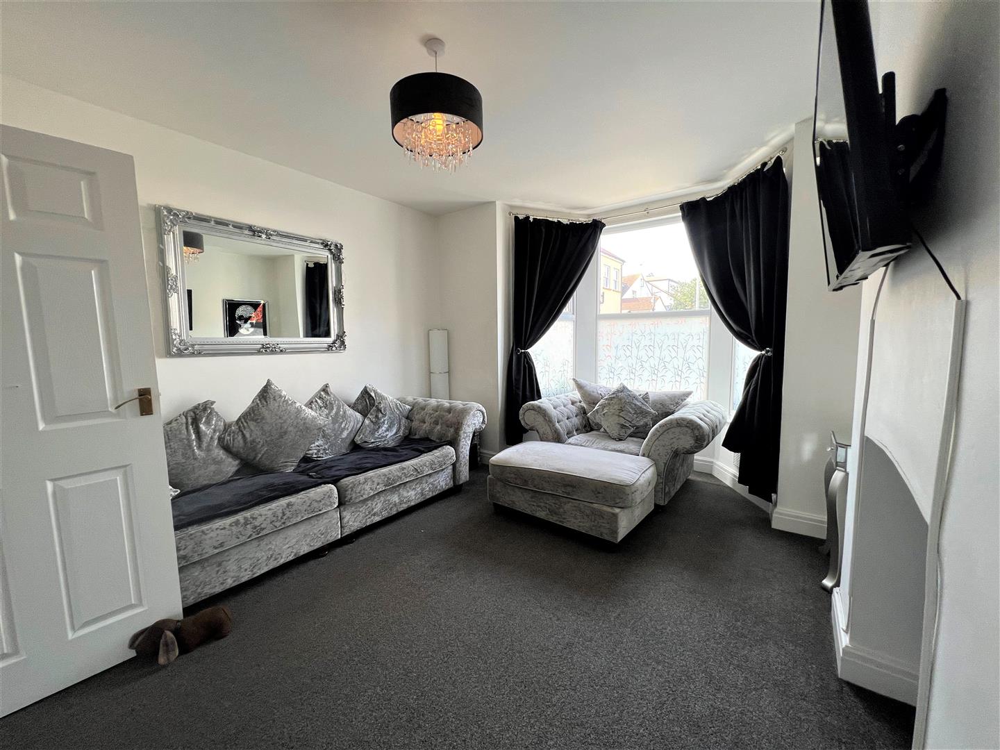 Flat Southsea Avenue in Southend-on-Sea