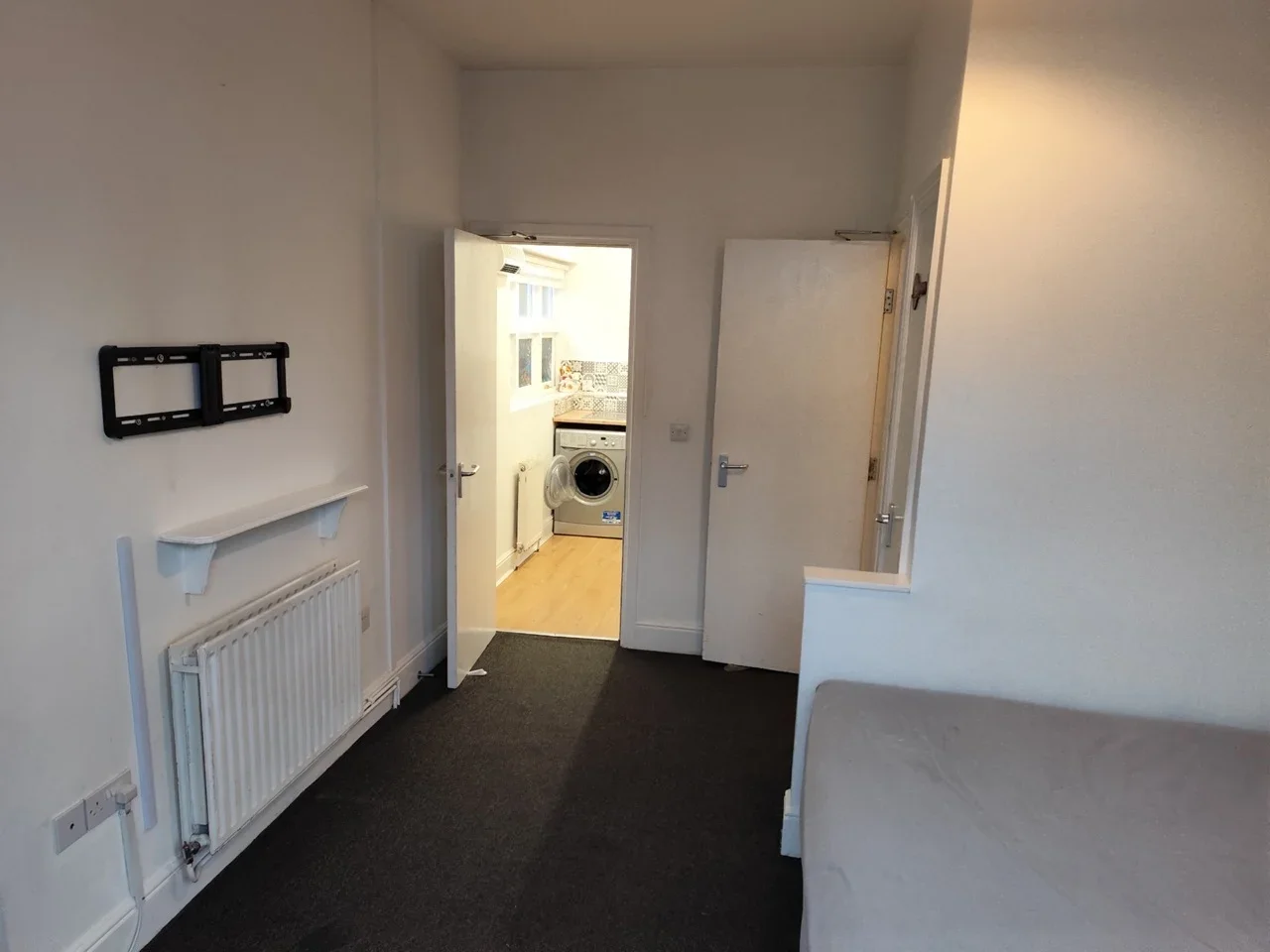 Flat Woodborough Road in Nottingham