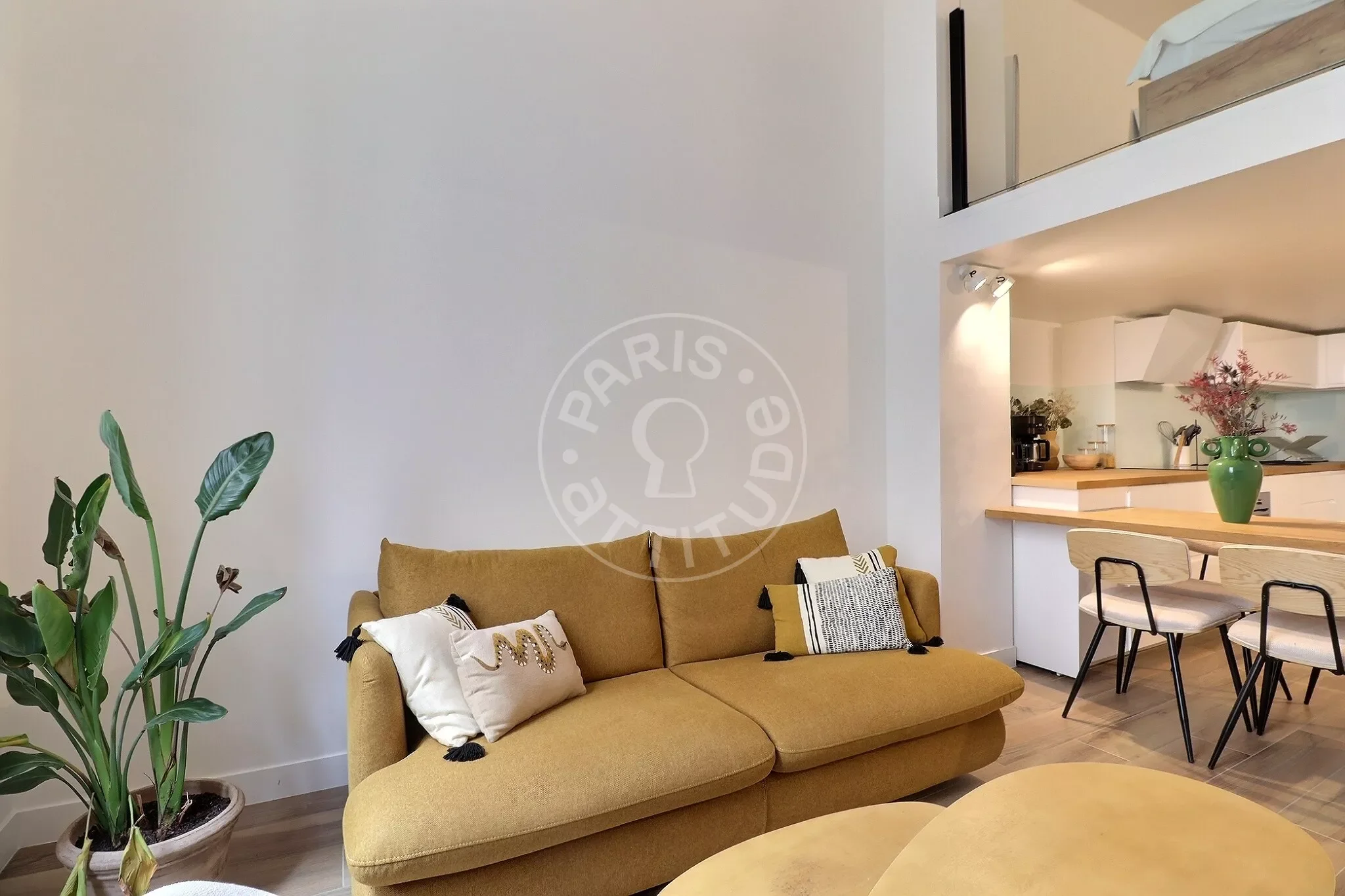 Flat Quai de Jemmapes in Paris