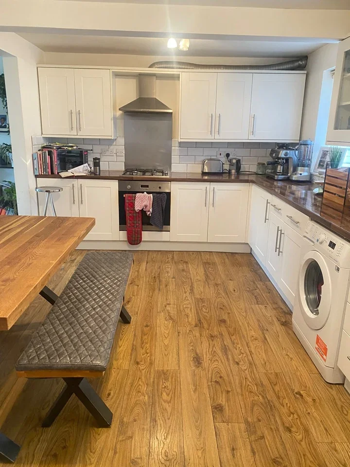 Room Talbot Road in Welwyn Hatfield