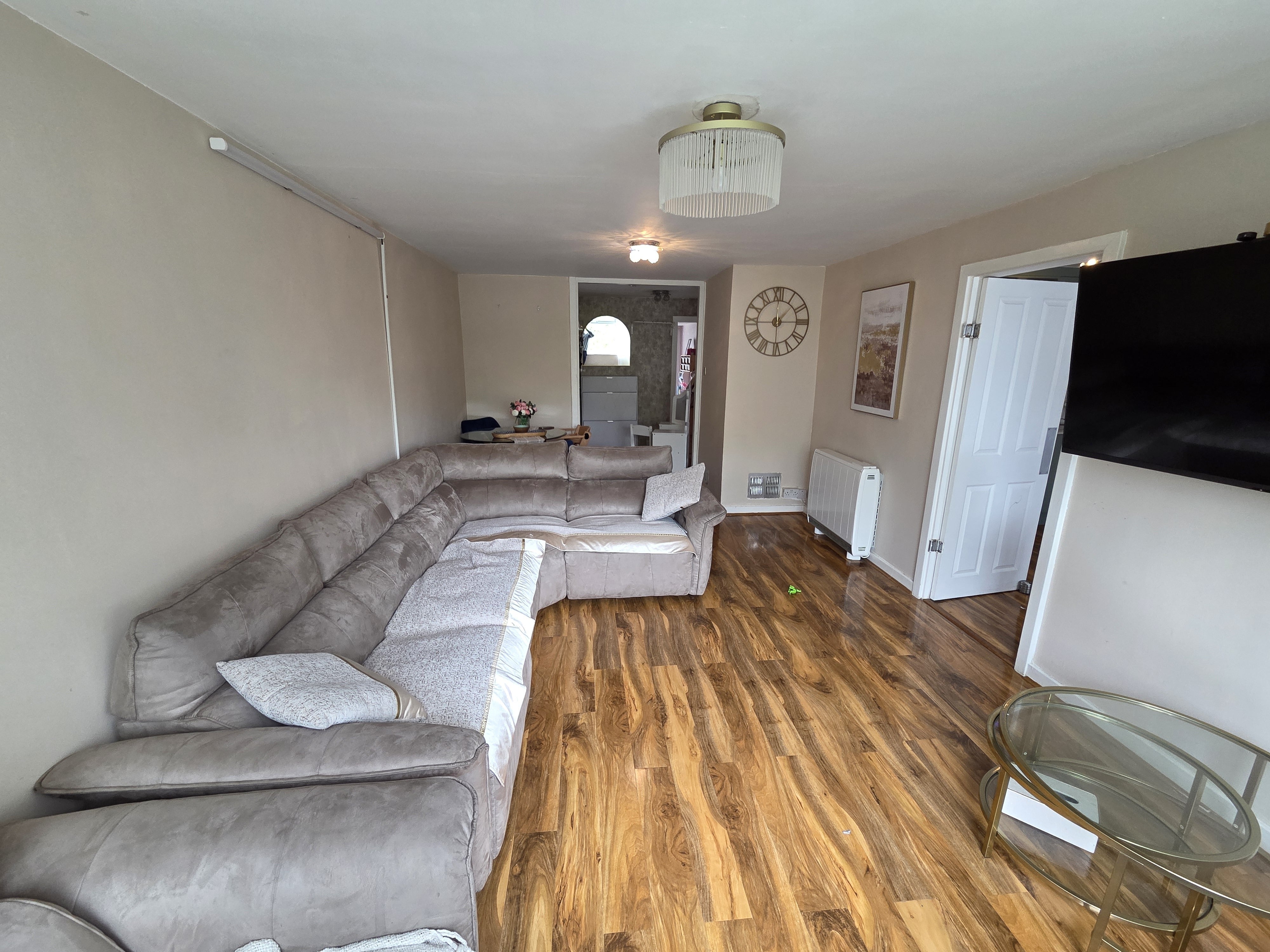 Flat The Shires in Luton