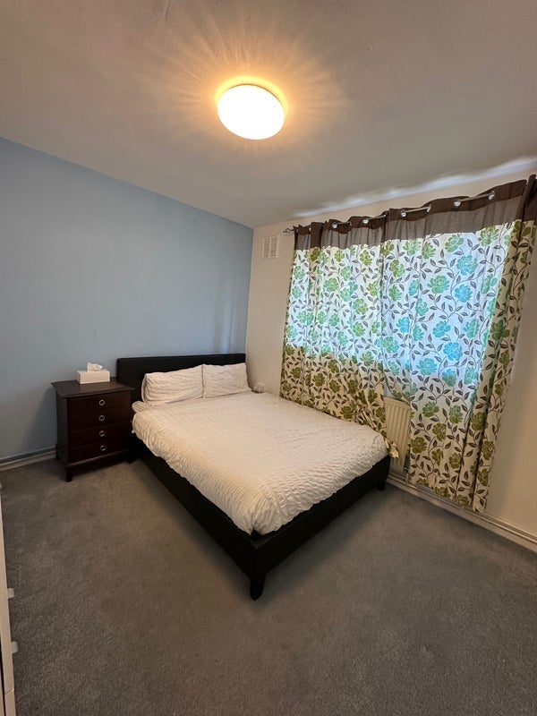 Room Belthorn Crescent in Greater London
