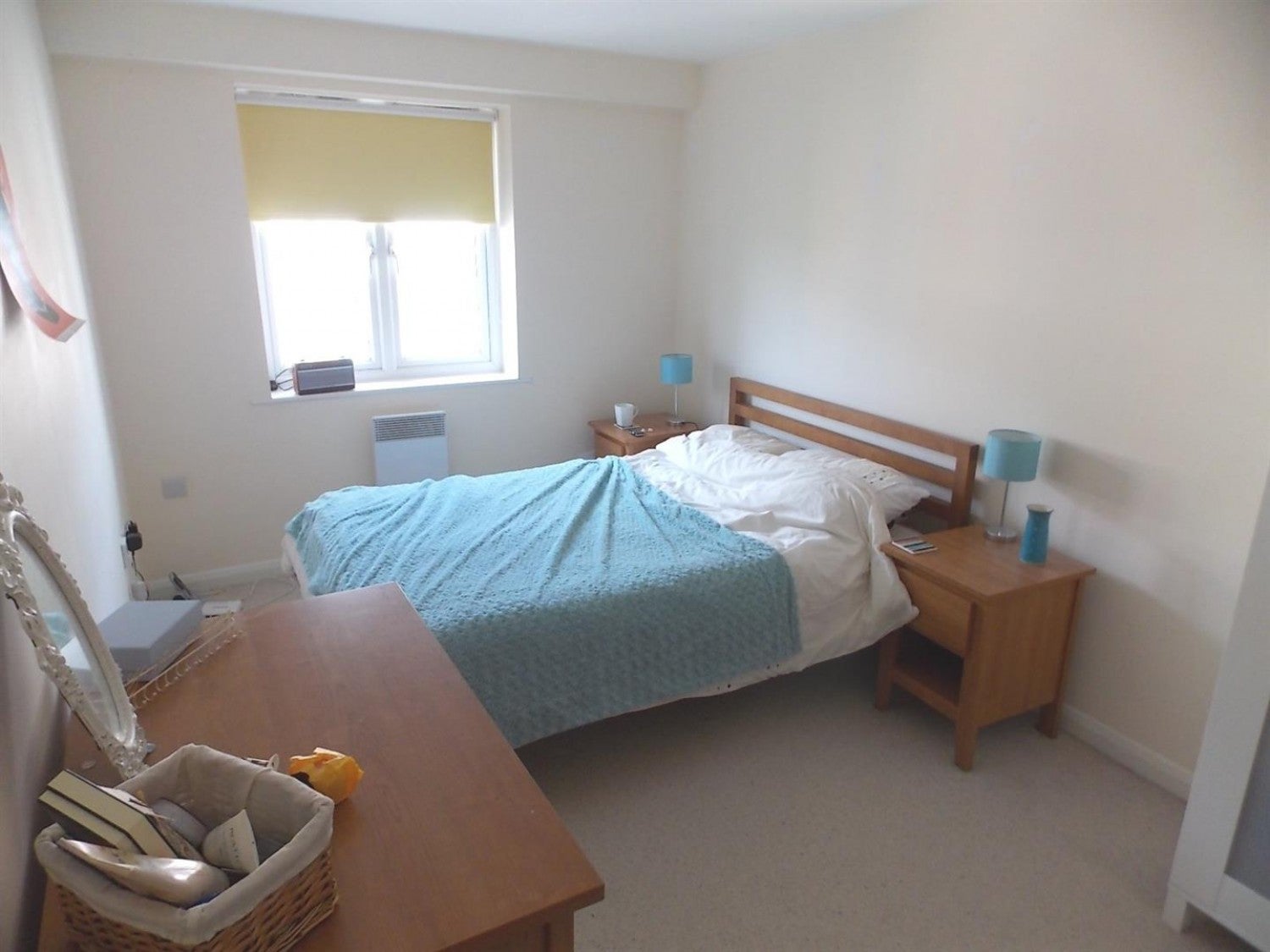 Flat Farnborough Road in Rushmoor