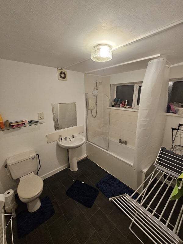 Room Kinson Road in Bournemouth