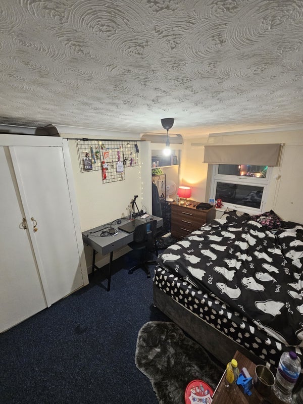 Room Kinson Road in Bournemouth