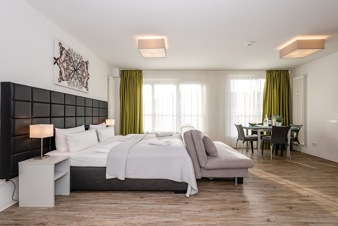 Wohnung Rosenthaler Straße in Berlin