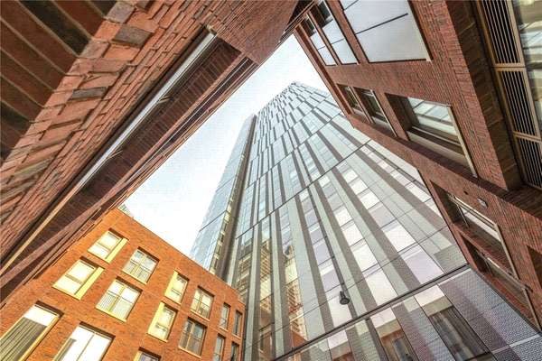 Flat Bankside Boulevard in Salford